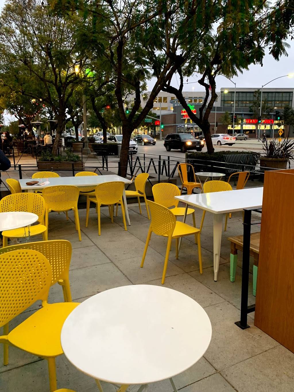 Chicas Tacos | restaurant | 9345 Culver Blvd, Culver City, CA 90232, USA | 4243218226 OR +1 424-321-8226