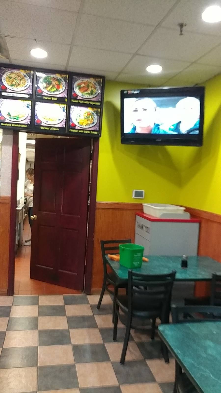 Panda House | restaurant | 901 Lucinda Ave, DeKalb, IL 60115, USA | 8157580051 OR +1 815-758-0051