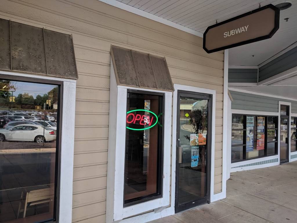 Subway Restaurants | restaurant | 11160 South Lakes Dr Ste D, Reston, VA 20191, USA | 7034766622 OR +1 703-476-6622