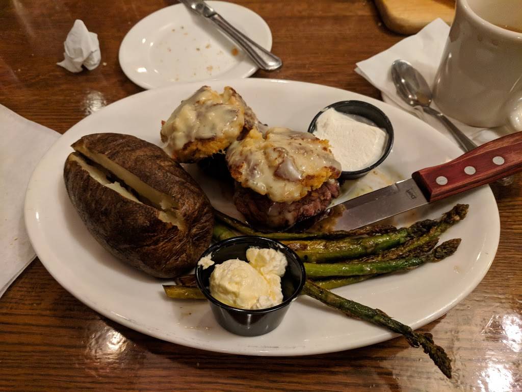 Lakeview Grille | restaurant | 604 W Veterans Pkwy, Yorkville, IL 60560, USA | 6305533055 OR +1 630-553-3055