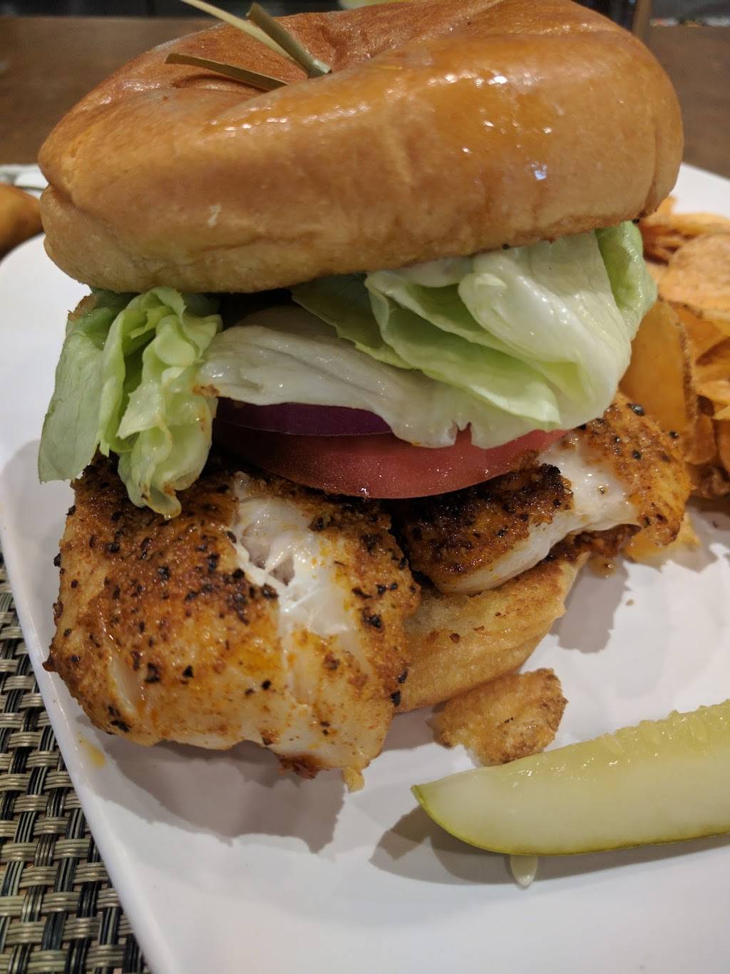 Hammock Bay Grill | restaurant | 1370 Borghese Ln, Naples, FL 34114, USA | 2393942511 OR +1 239-394-2511