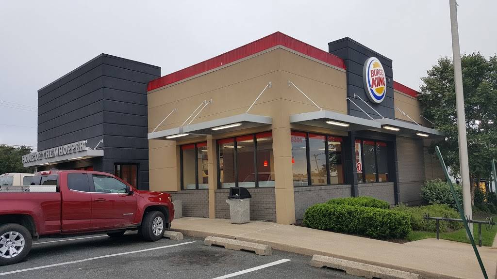 Burger King | restaurant | 8304 Pulaski Hwy, Baltimore, MD 21237, USA | 4106876018 OR +1 410-687-6018