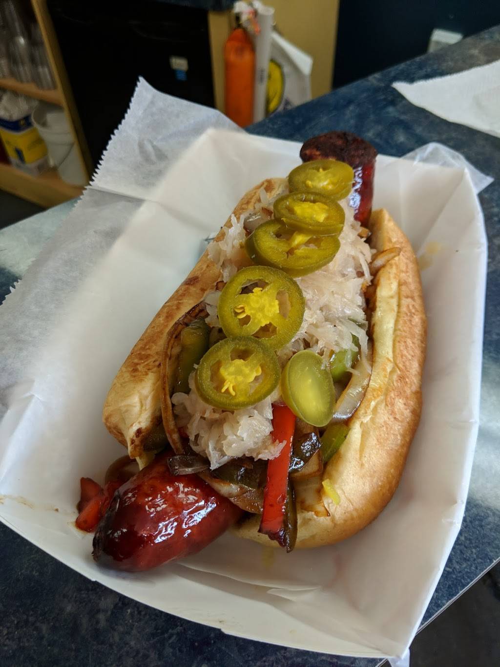 Sweet Dogs | restaurant | 4749 SW 8th St, Miami, FL 33134, USA | 3054484900 OR +1 305-448-4900