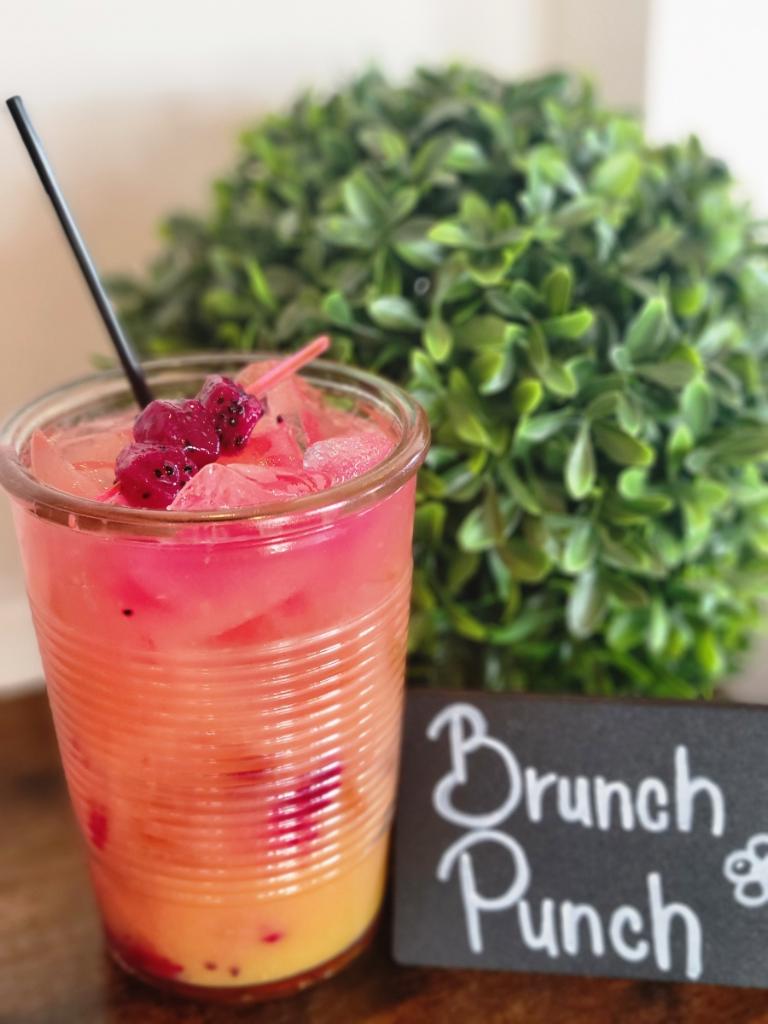 Sunrise Social | restaurant | 2258 Randall Rd, Carpentersville, IL 60110, USA | 8478440544 OR +1 847-844-0544