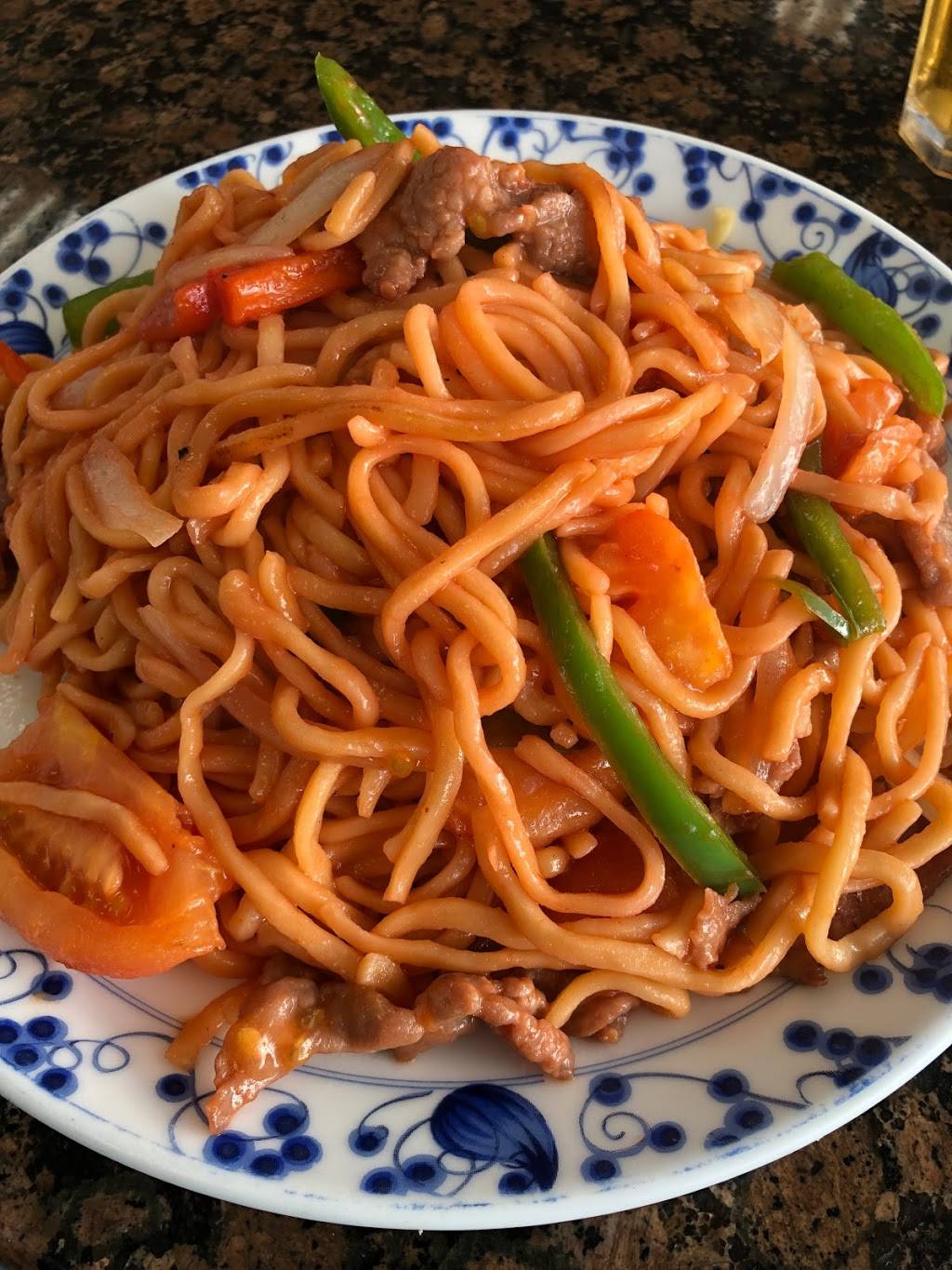 Mr Fong BBQ & Noodles | restaurant | 950 King Dr #101, Daly City, CA 94015, USA | 6508788882 OR +1 650-878-8882