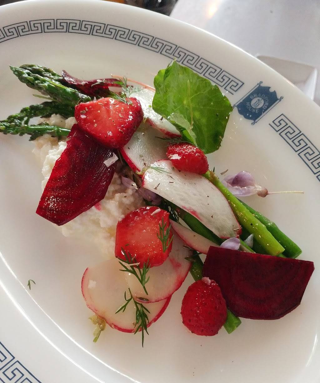 The Shellmore | restaurant | 357 N Shelmore Blvd, Mt Pleasant, SC 29464, USA | 8436549278 OR +1 843-654-9278