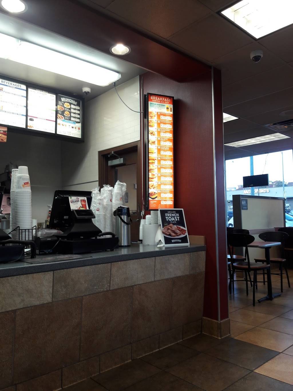 Jack in the Box | restaurant | 10701 Venice Blvd, Los Angeles, CA 90034, USA | 3108362385 OR +1 310-836-2385