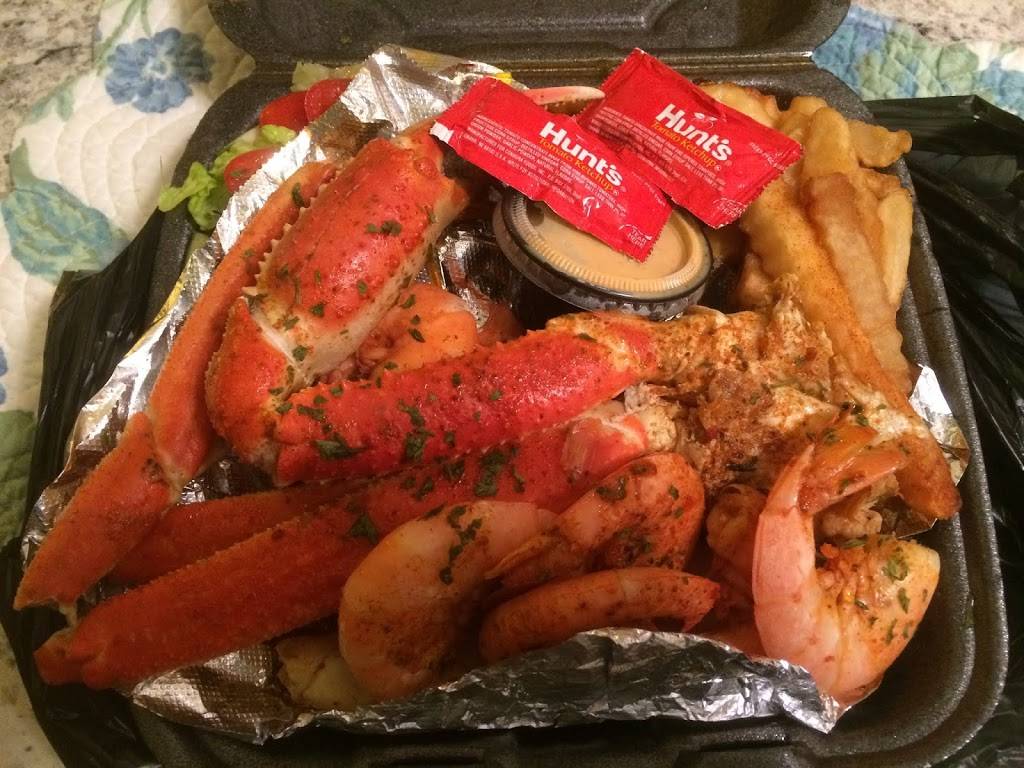 Nanas Seafood & Soul | restaurant | 176 Line St, Charleston, SC 29403, USA | 8439370002 OR +1 843-937-0002