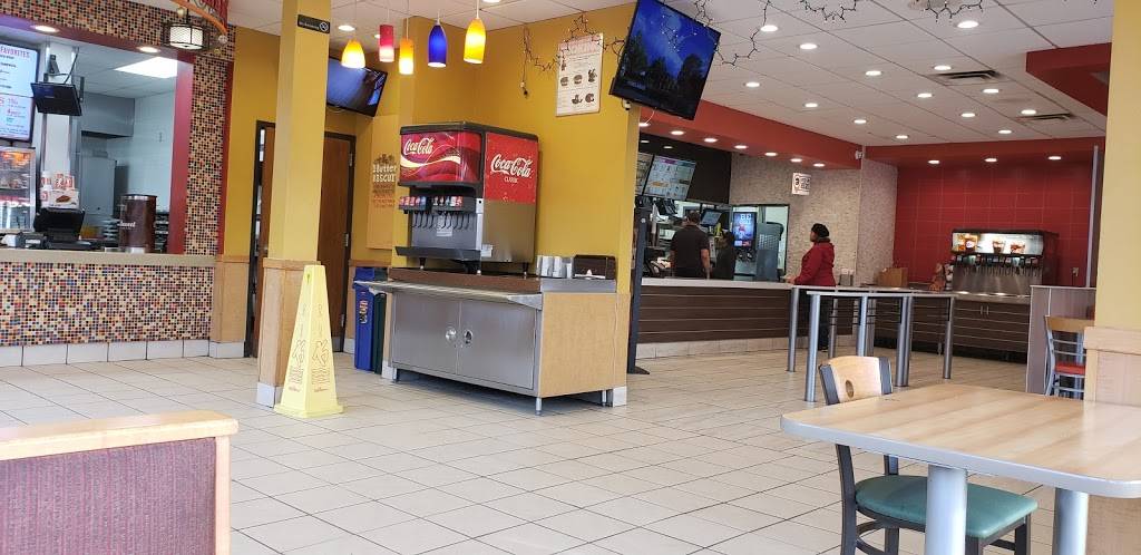 Burger King | restaurant | 217-10 Hillside Avenue, Queens Village, NY 11427, USA | 7187765654 OR +1 718-776-5654