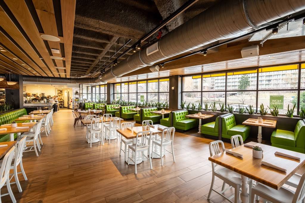 True Food Kitchen | restaurant | 4749 Pennsylvania Ave, Kansas City, MO 64112, USA | 8169314947 OR +1 816-931-4947