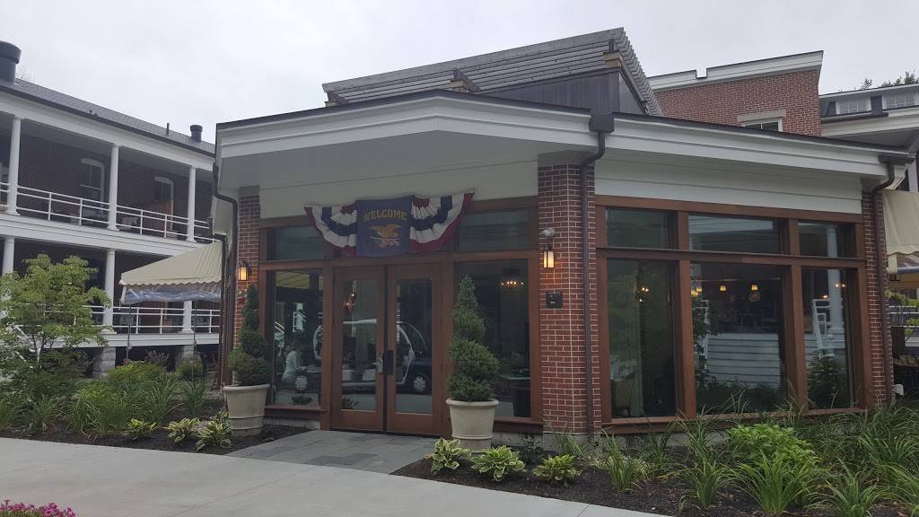 Diamonds Edge Restaurant and Marina | restaurant | Portland, ME 04109, USA | 2077665850 OR +1 207-766-5850