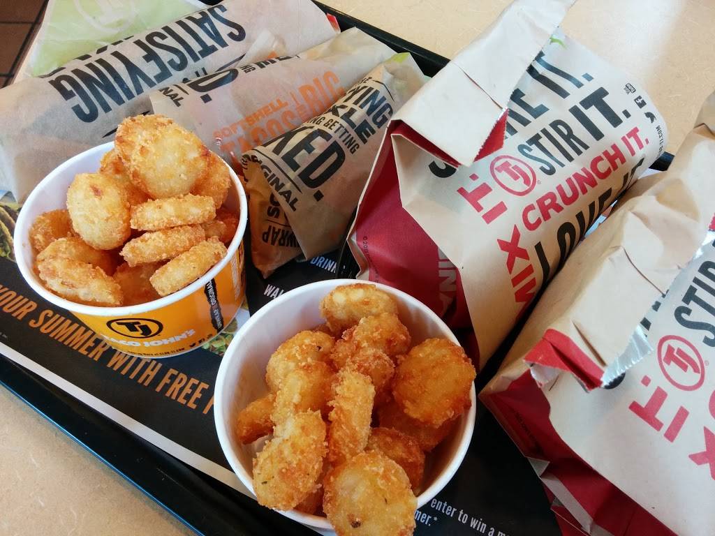 Taco Johns | restaurant | 1525 S Main Street, Bloomington, IL 61701, USA | 3098284336 OR +1 309-828-4336