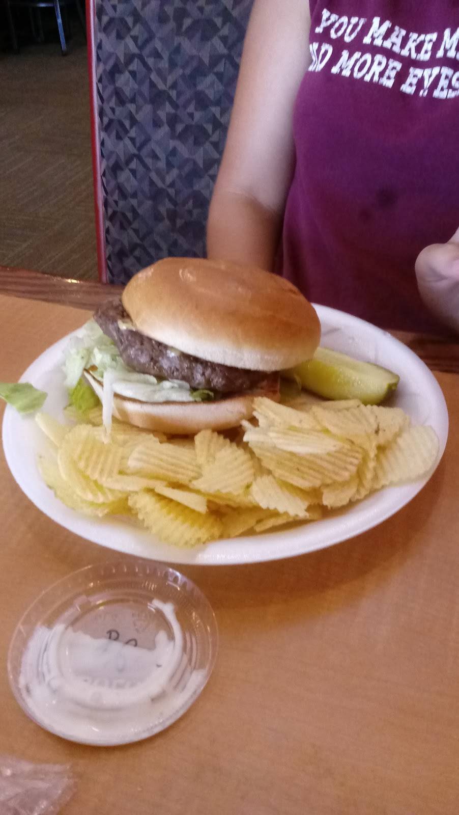 Arnis Rossville | restaurant | 17 N Plank St, Rossville, IN 46065, USA | 7653792764 OR +1 765-379-2764