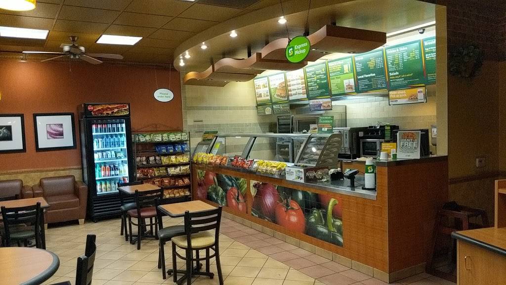 Subway | restaurant | 1199 Yulupa Ave Suite C, Santa Rosa, CA 95405, USA | 7075274040 OR +1 707-527-4040