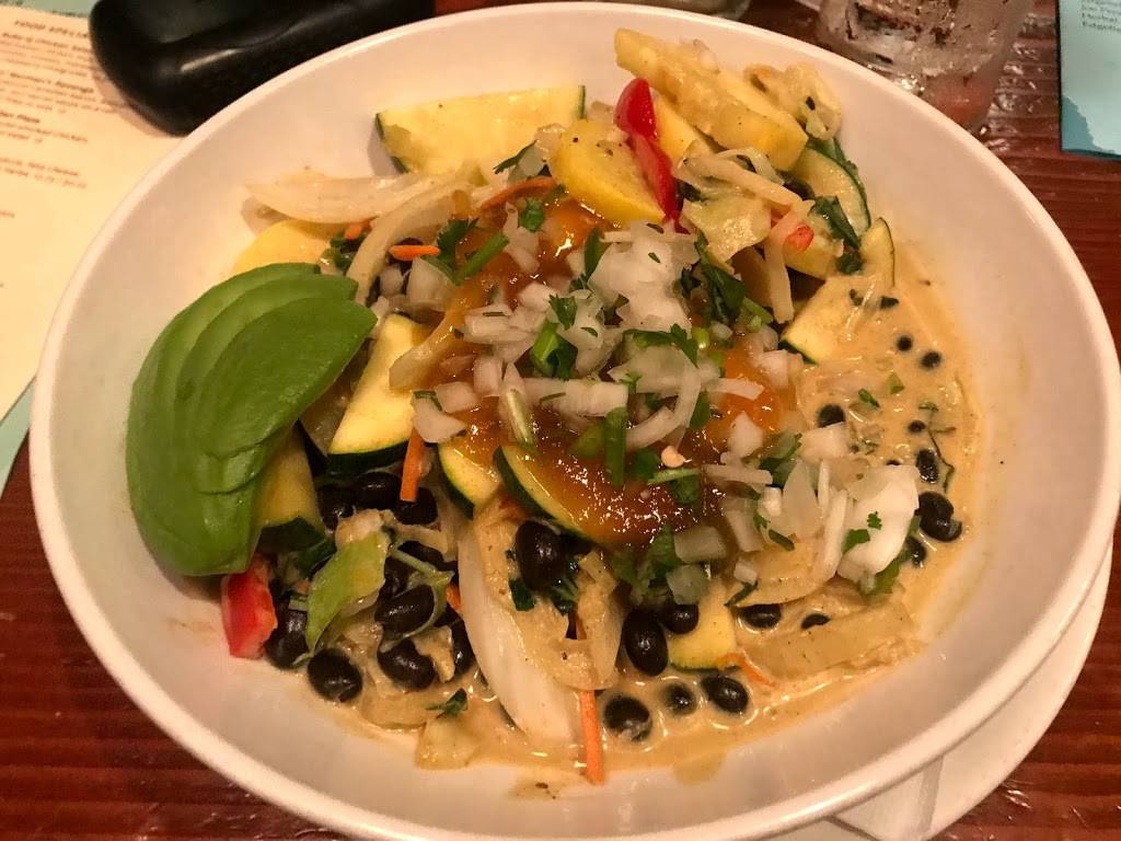 McMenamins East 19th Street Café | restaurant | 1485 E 19th Ave, Eugene, OR 97403, USA | 5413424025 OR +1 541-342-4025