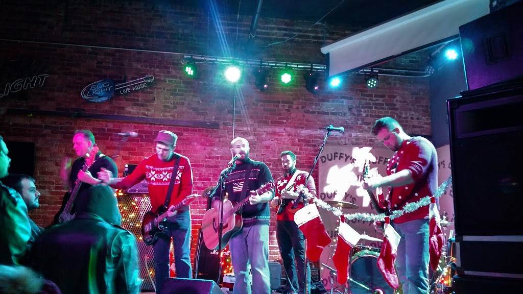 Duffys Tavern | night club | 1412 E O St, Lincoln, NE 68508, USA | 4024743543 OR +1 402-474-3543