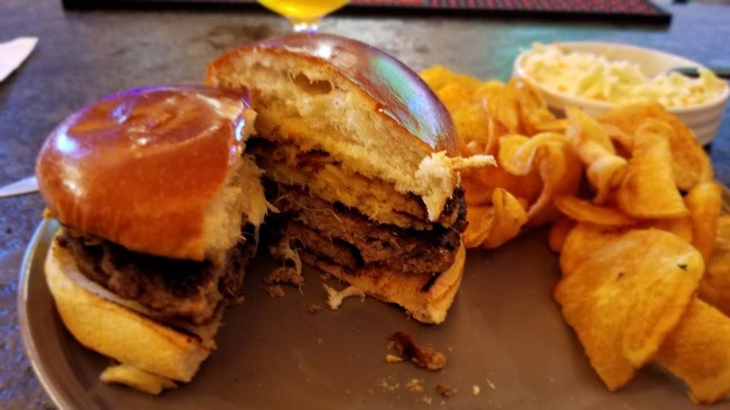 Ryans Creek House | restaurant | 171 Crooked Creek Dam Rd, Ford City, PA 16226, USA | 7249027650 OR +1 724-902-7650