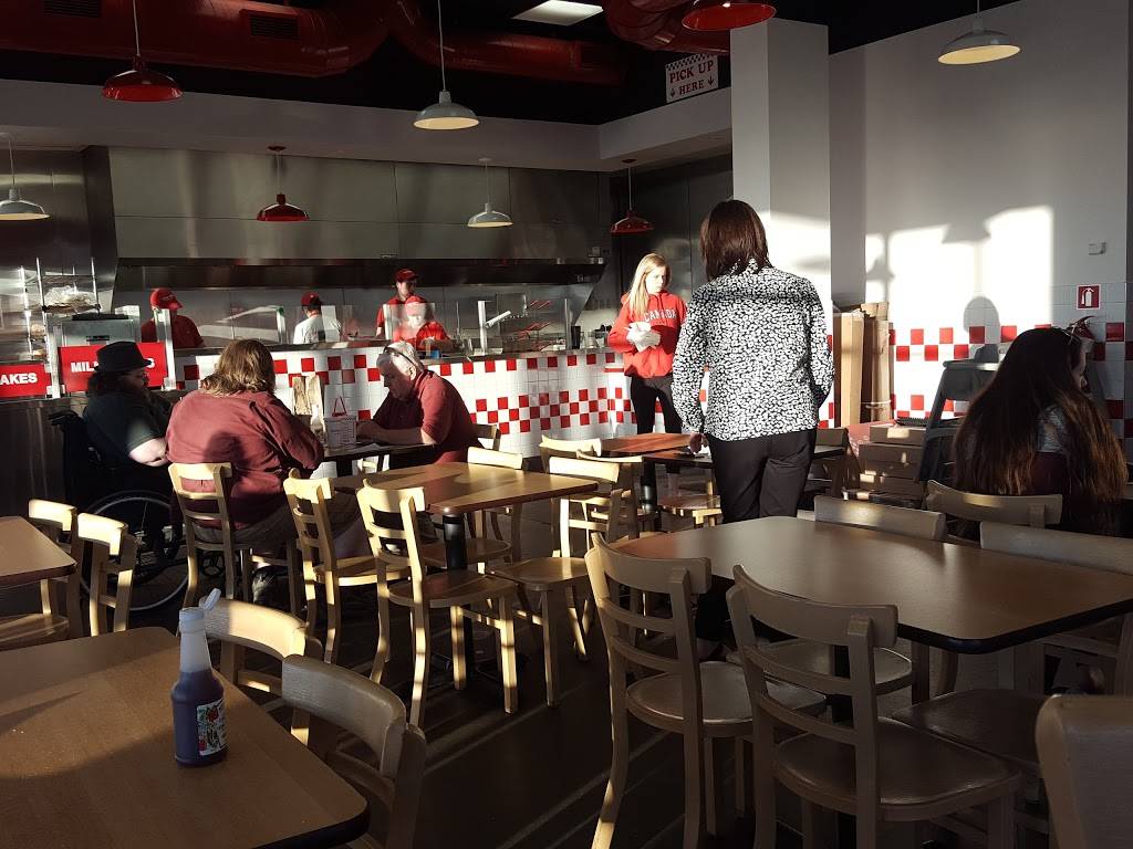 Five Guys | meal takeaway | C2, 5517 Hazeldean Rd #6, Stittsville, ON K2S 0P5, Canada | 6138361800 OR +1 613-836-1800