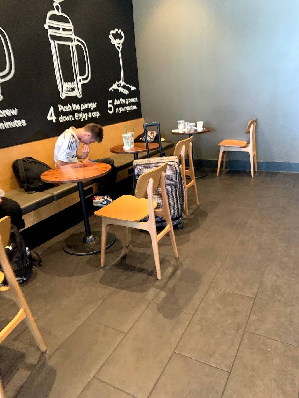 Starbucks | cafe | 843 W Lancaster Blvd, Lancaster, CA 93534, USA | 6614716409 OR +1 661-471-6409