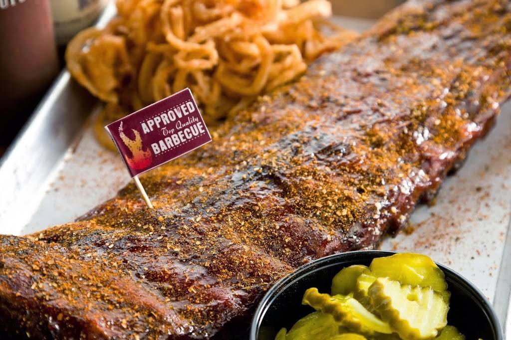 Real Urban Barbecue - Highland Park | restaurant | 610 Central Ave #177, Highland Park, IL 60035, USA | 8479476474 OR +1 847-947-6474