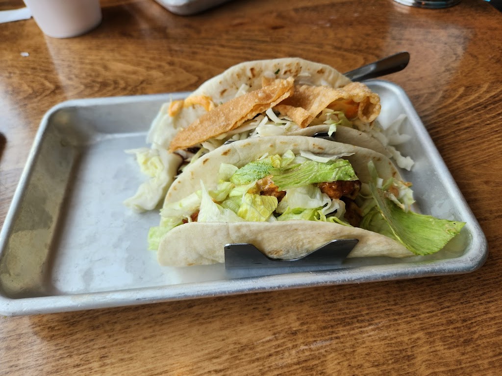 Tacos 4 Life | restaurant | 511 Grn Mdws Rd, Columbia, MO 65203, USA | 5738182212 OR +1 573-818-2212