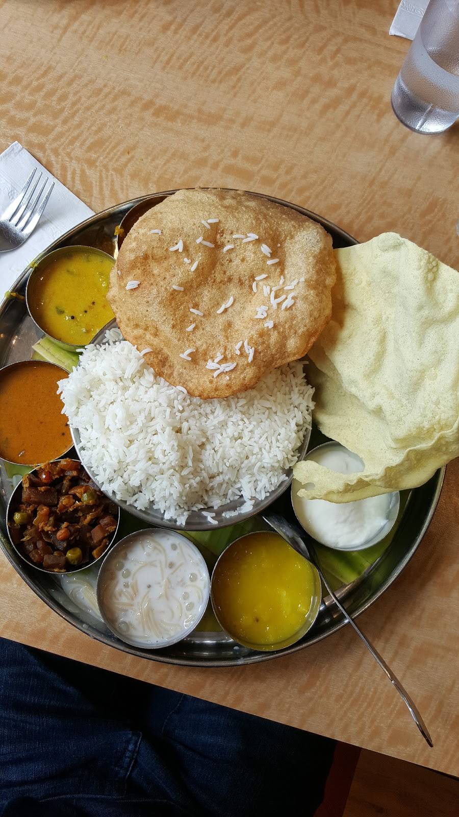 Saravana Bhavan | restaurant | 149 Wood Ave, Edison, NJ 08820, USA | 7327670033 OR +1 732-767-0033