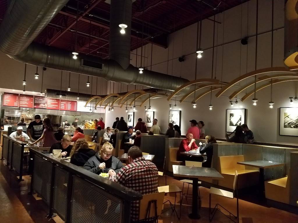 Chipotle Mexican Grill | restaurant | 751 S Perryville Rd, Rockford, IL 61108, USA | 8153978688 OR +1 815-397-8688