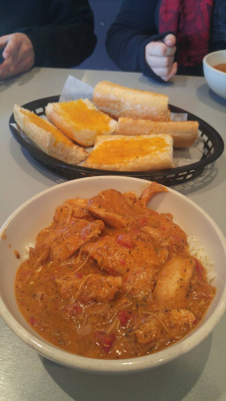 J. Gumbos | restaurant | 8603 Citadel Way # 101, Louisville, KY 40220, USA | 5024934720 OR +1 502-493-4720