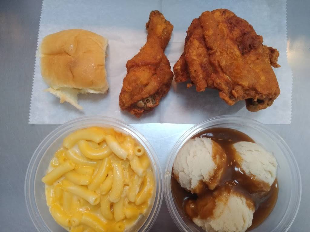 Kennedy Chicken | meal takeaway | 433 Dekalb Ave, Brooklyn, NY 11205, USA | 7186229088 OR +1 718-622-9088