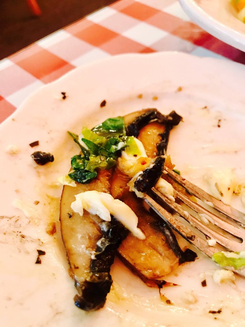 Scarantinos Italian Inn | restaurant | 1524 E Colorado St, Glendale, CA 91205, USA | 8182479777 OR +1 818-247-9777