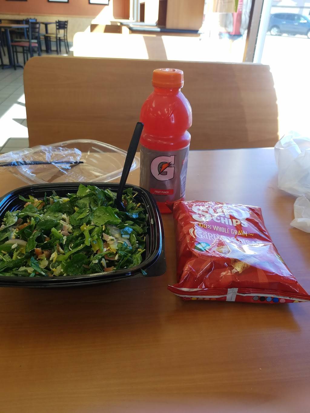 Subway | restaurant | 1307 W Glen Ave, Peoria, IL 61614, USA | 3096917999 OR +1 309-691-7999