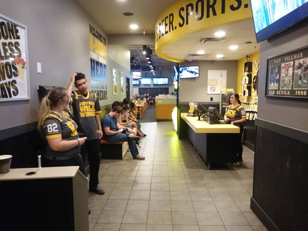 Buffalo Wild Wings | restaurant | 705 S Rural Rd #104, Tempe, AZ 85281, USA | 4808589464 OR +1 480-858-9464