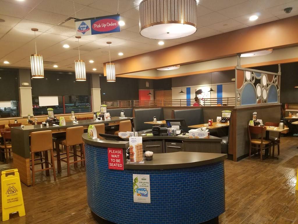 IHOP | restaurant | 11000 Flatlands Ave, Brooklyn, NY 11207, USA | 7182574467 OR +1 718-257-4467