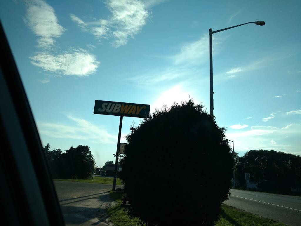 Subway | restaurant | 348 W 6th St, St Charles, MN 55972, USA | 5079323101 OR +1 507-932-3101