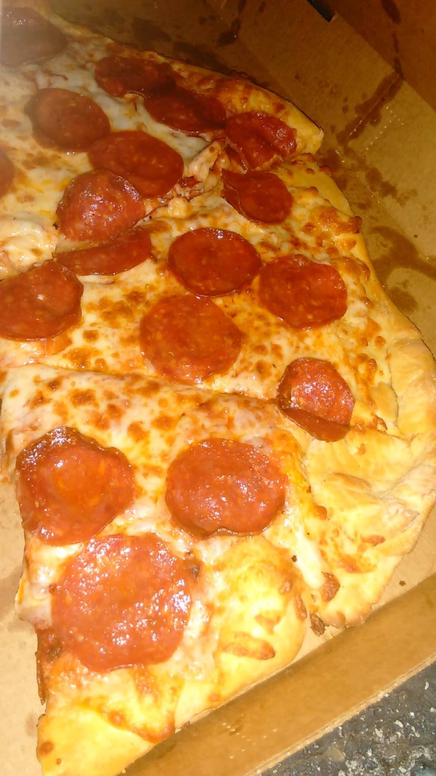 Little Caesars Pizza | meal takeaway | 2504 E 3rd St, Bloomington, IN 47401, USA | 8123314500 OR +1 812-331-4500