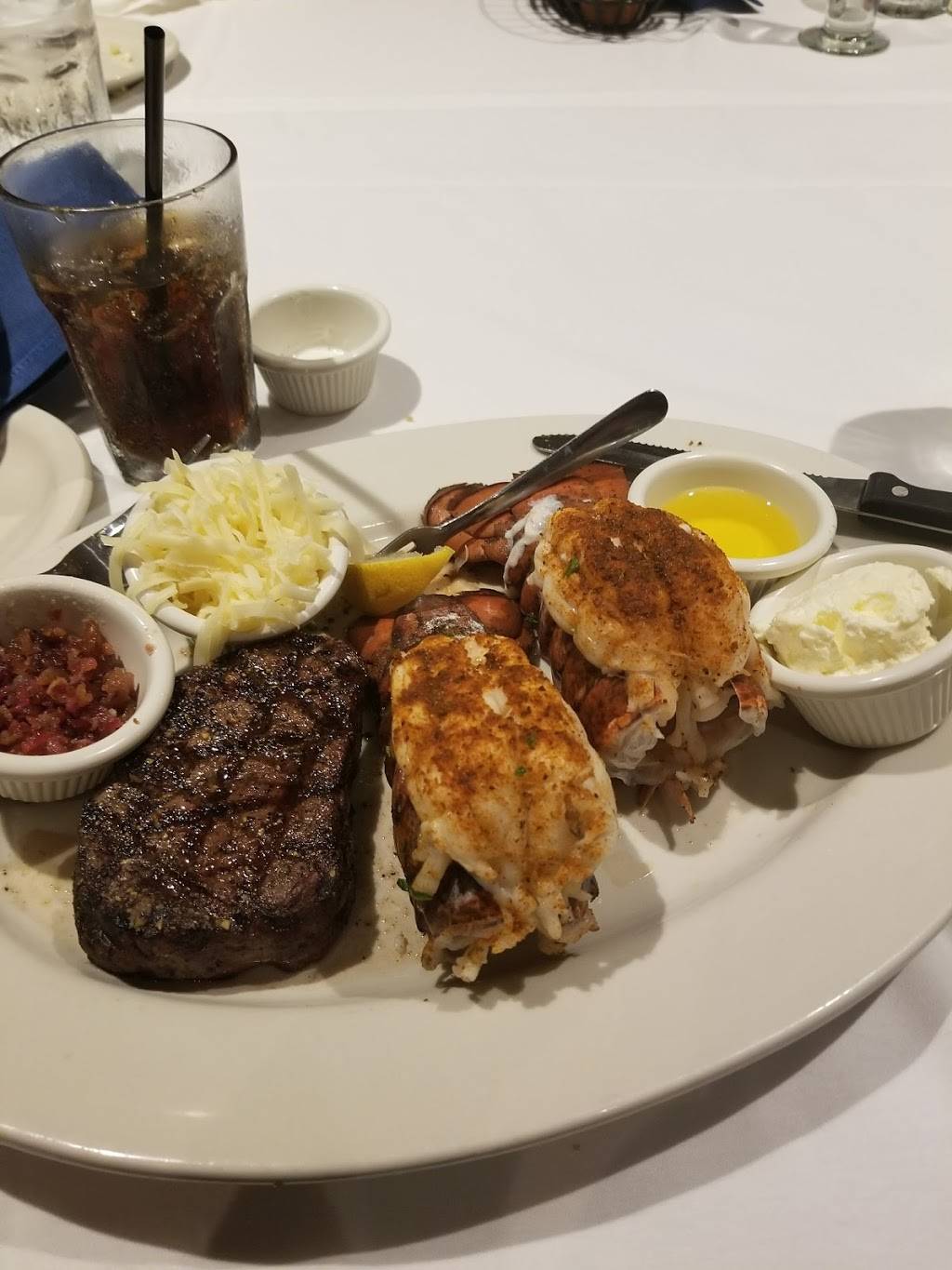 Chesapeakes | restaurant | 600 Union Ave, Knoxville, TN 37902, USA | 8656733433 OR +1 865-673-3433
