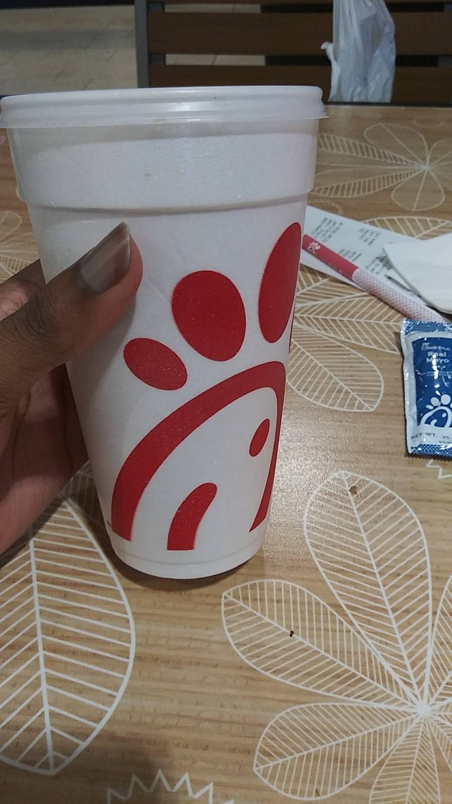 Chick-fil-A | restaurant | 2100 Hamilton Pl Blvd Ste 313, Chattanooga, TN 37421, USA | 4238943181 OR +1 423-894-3181