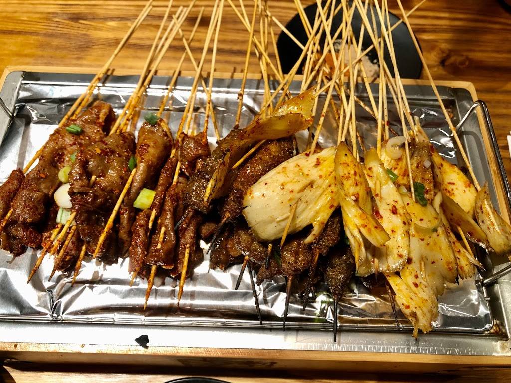 Legend Lee BBQ | restaurant | 4733 Steeles Ave E, Scarborough, ON M1V 4S5, Canada | 4163218989 OR +1 416-321-8989