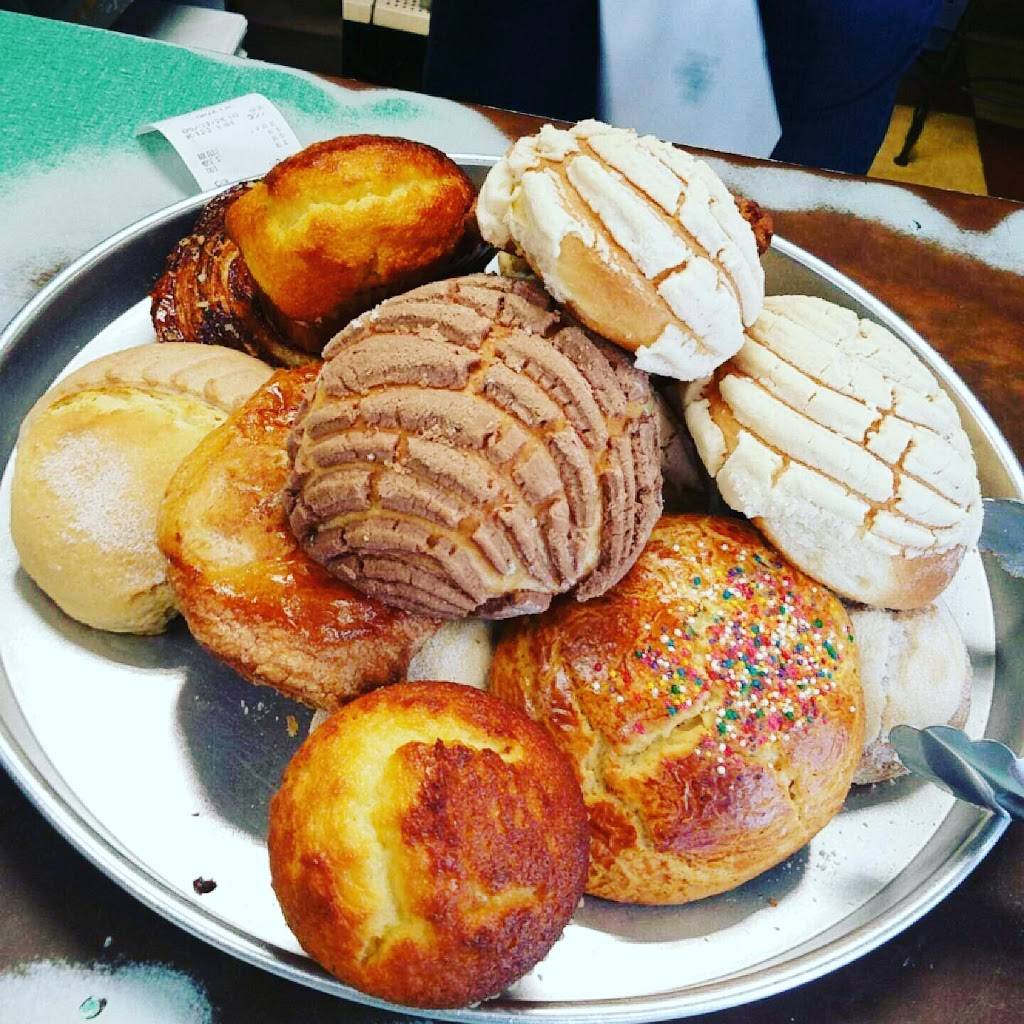 Los Candiles Restaurant | restaurant | 2624 S Central Park Ave, Chicago, IL 60623, USA | 7735228544 OR +1 773-522-8544