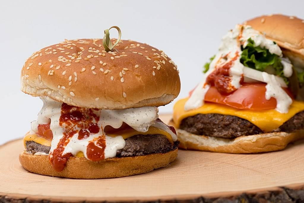 Gyro Kitchen Express | restaurant | 241 Fort Evans Rd NE, Leesburg, VA 20176, USA | 6462500337 OR +1 646-250-0337