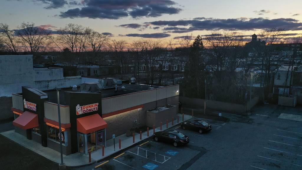 Dunkin | bakery | 416 N 63rd St #36, Philadelphia, PA 19151, USA | 2155285011 OR +1 215-528-5011