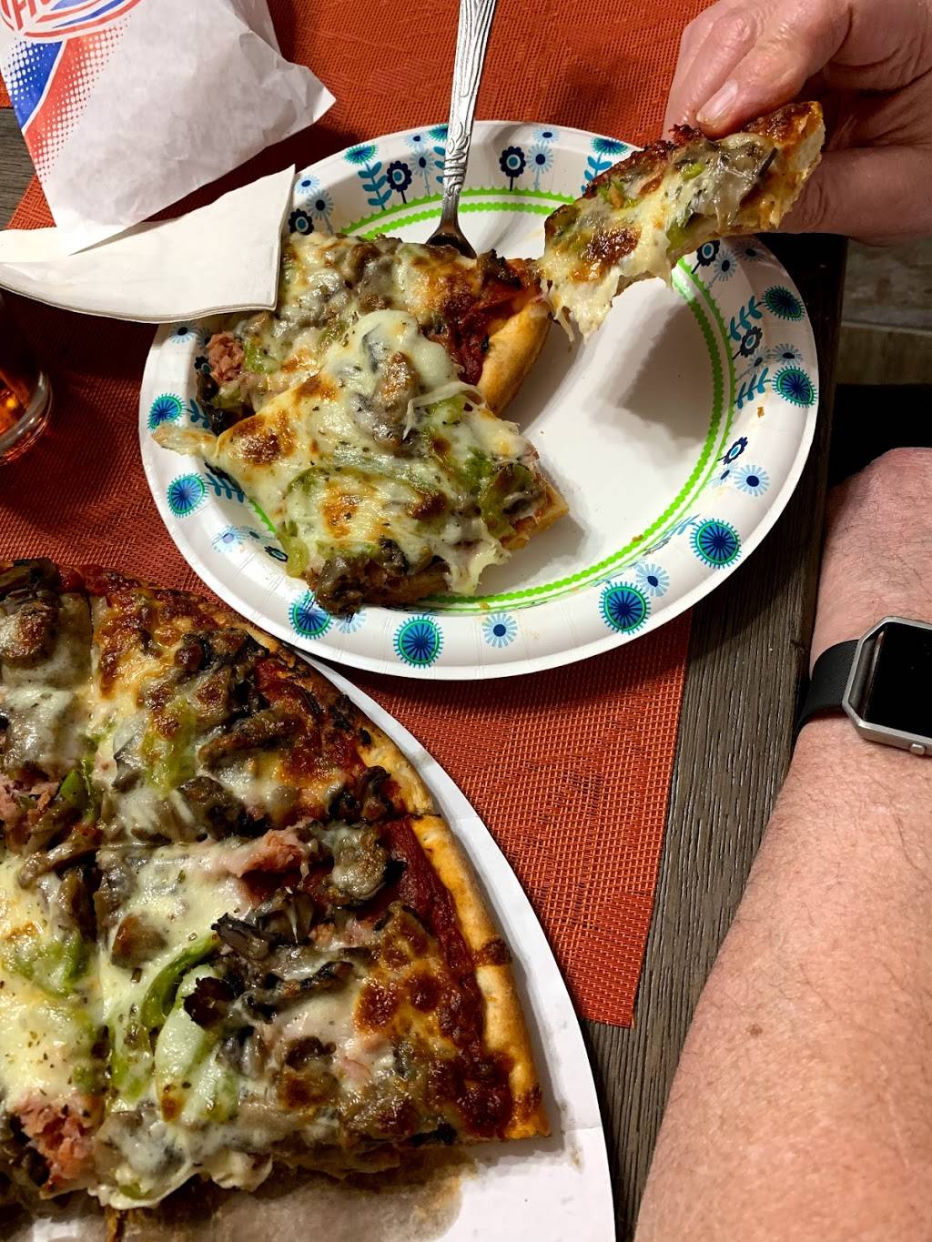 B&C Pizza | restaurant | 608 State St, Bay City, MI 48706, USA | 9896864600 OR +1 989-686-4600