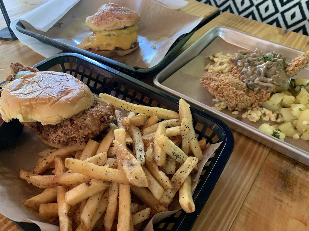 Lazy Oaks Beer Garden | restaurant | 10158 Long Point Rd, Houston, TX 77043, USA | 8324264815 OR +1 832-426-4815