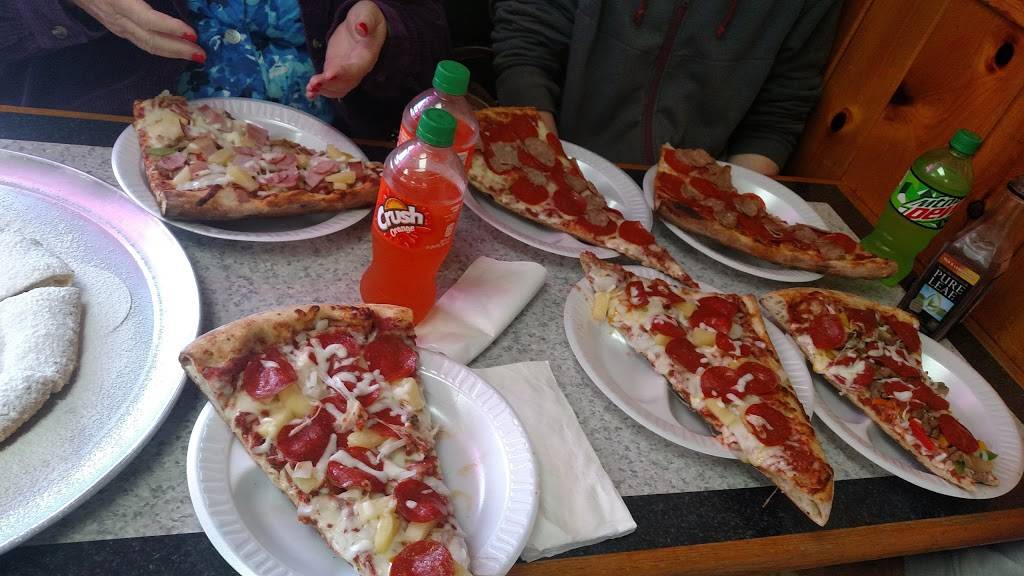 Nickys Pizza | restaurant | 1000 Main St, Agawam, MA 01001, USA | 4137869977 OR +1 413-786-9977