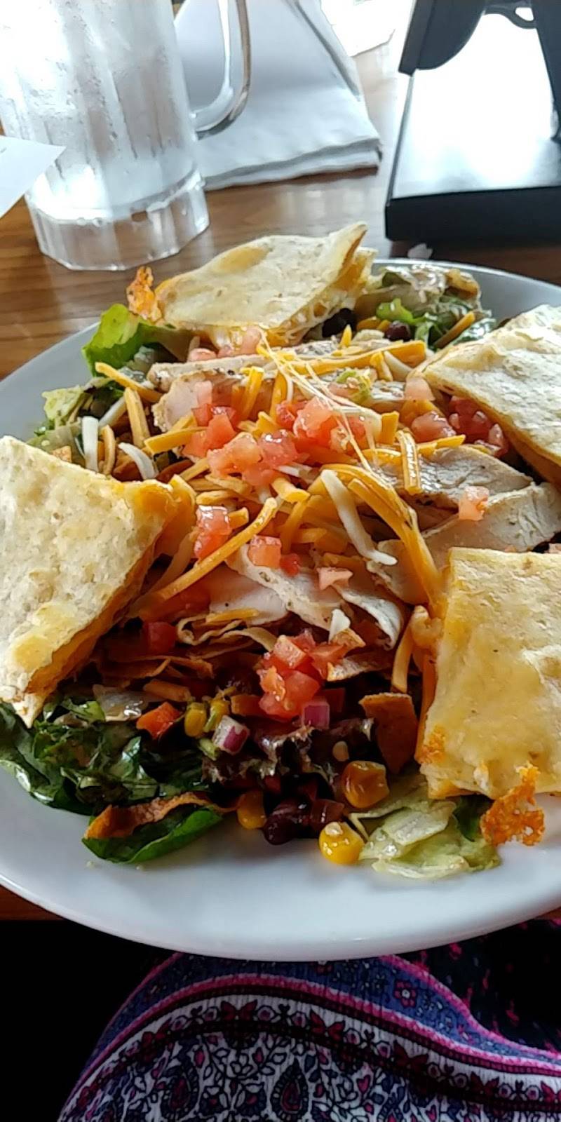 Chilis Grill & Bar | meal takeaway | 3040 Franklin Terrace, Johnson City, TN 37604, USA | 4232834229 OR +1 423-283-4229