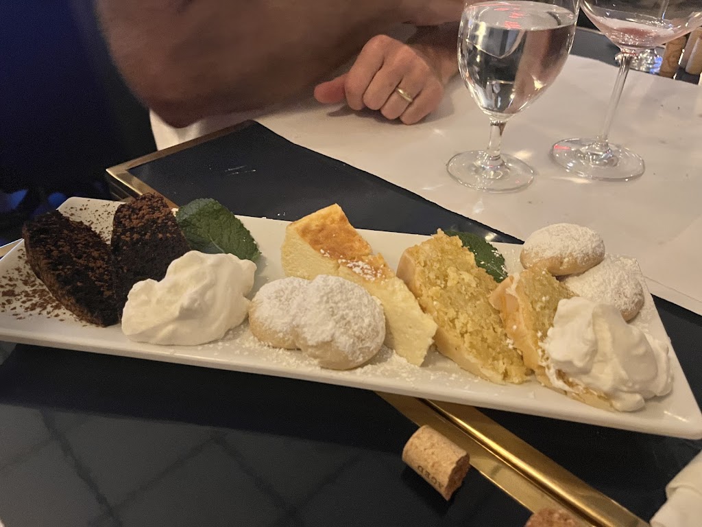 Little Buca Restaurant | restaurant | 125 Markham Pl, Little Silver, NJ 07739, USA | 7327411900 OR +1 732-741-1900