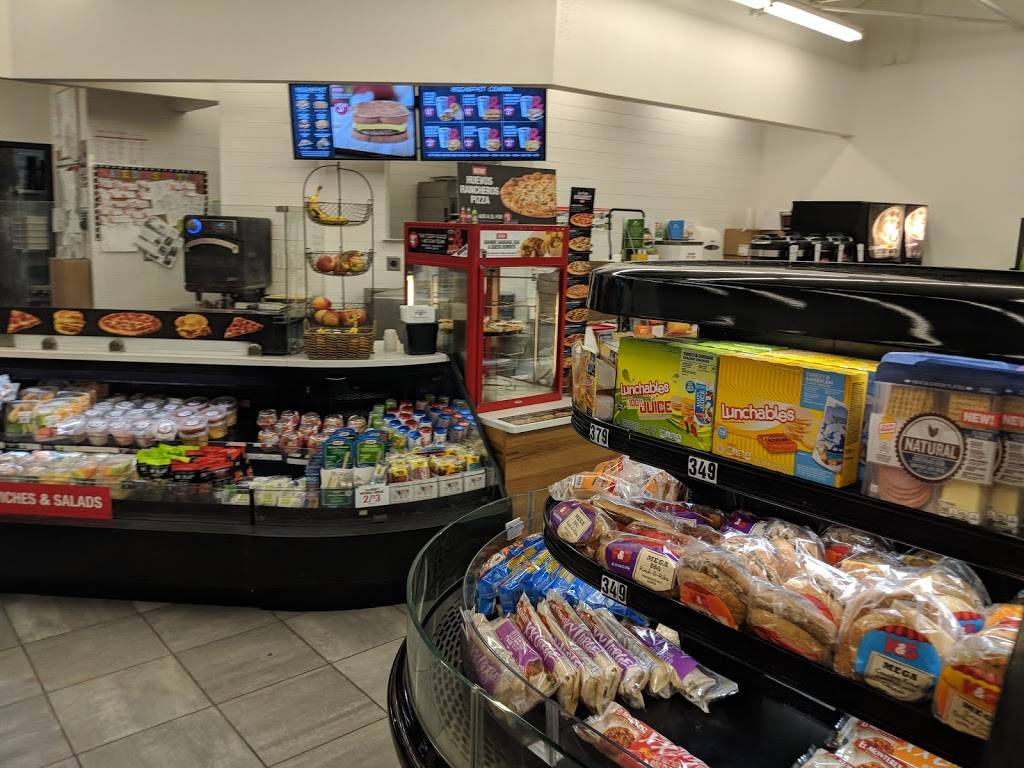 Kum & Go | meal takeaway | 13799 Pacific Cir, Longmont, CO 80504, USA | 9705354601 OR +1 970-535-4601