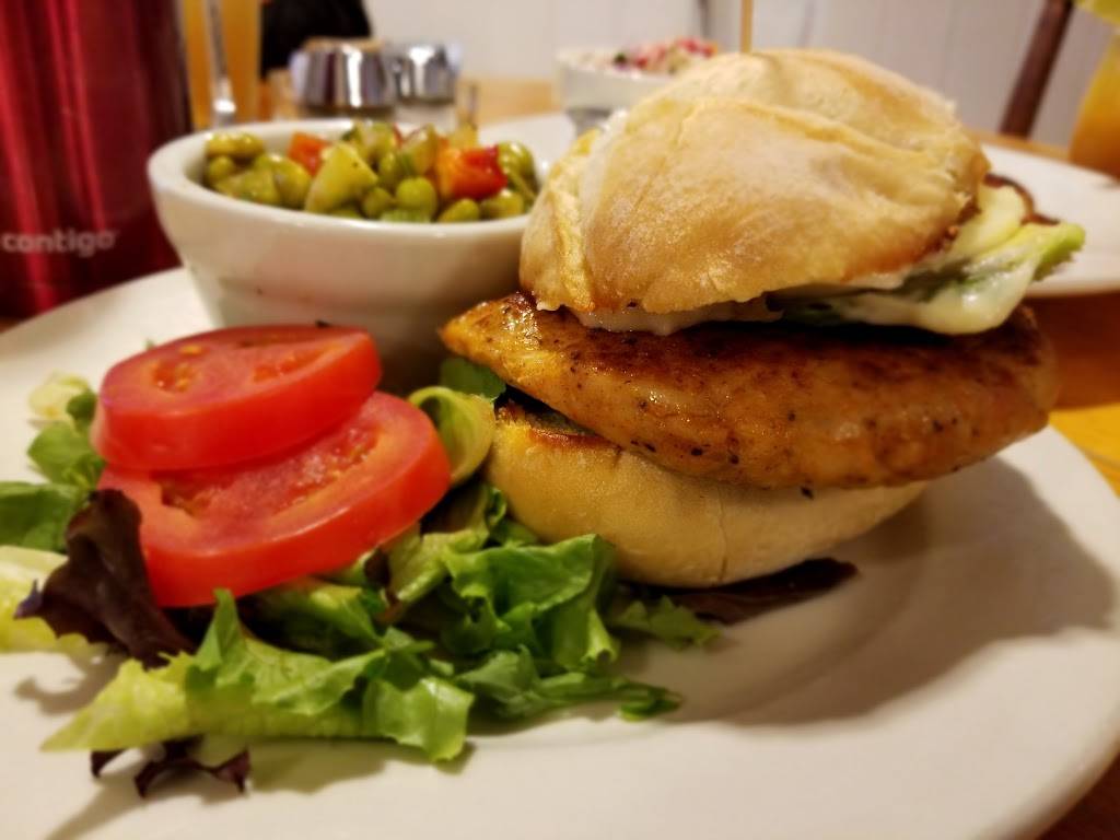 Daisy Cafe & Cupcakery | restaurant | 2827 Atwood Ave, Madison, WI 53704, USA | 6082412200 OR +1 608-241-2200