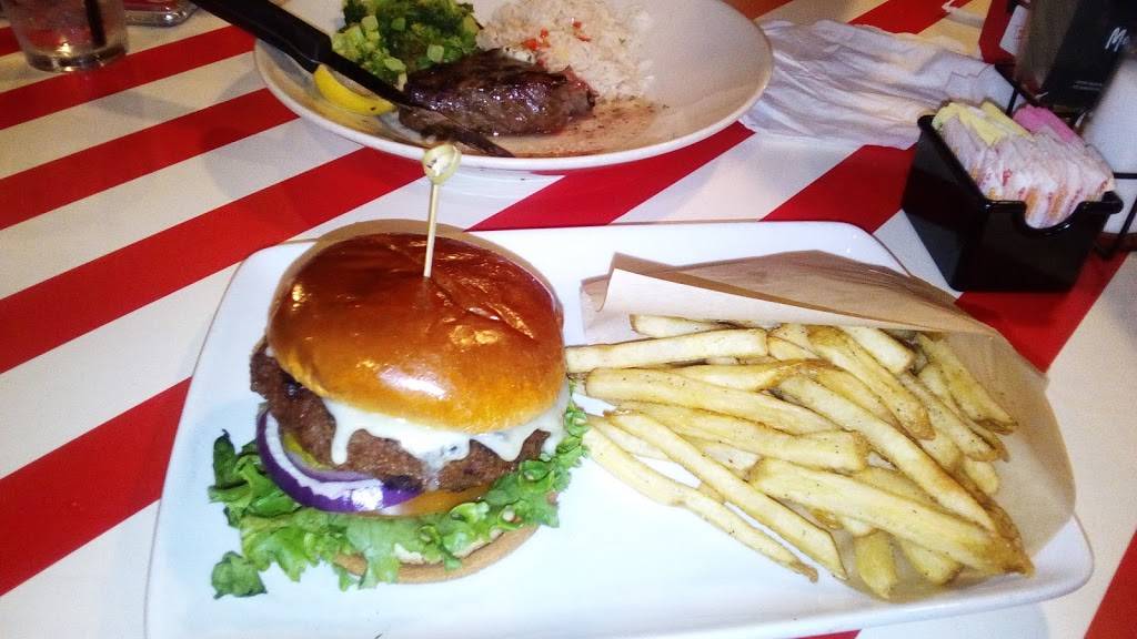 TGI Fridays | restaurant | 601 Anton Blvd, Costa Mesa, CA 92626, USA | 7145402227 OR +1 714-540-2227