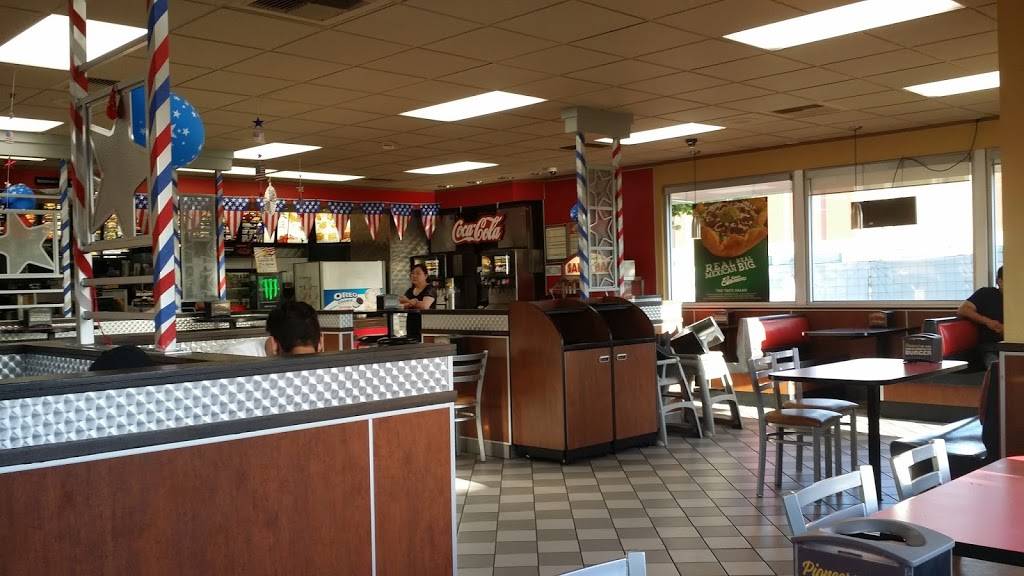 Carls Jr. | restaurant | 2175 NW, NE Town Center Dr, Hillsboro, OR 97006, USA | 5036457194 OR +1 503-645-7194